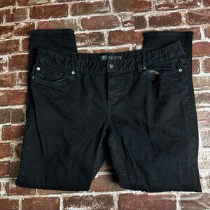 Mossimo Ladies Skinny Premium Denim Jeans, 16 Short, Black